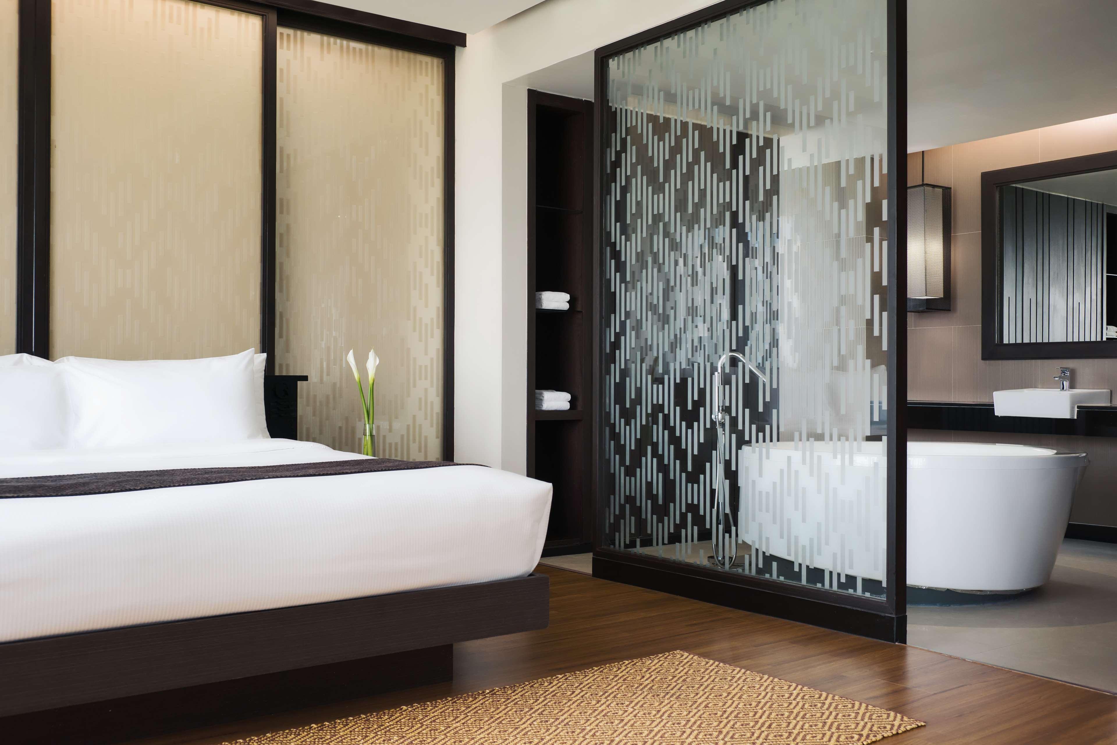Avani Khon Kaen Hotel & Convention Centre Екстер'єр фото