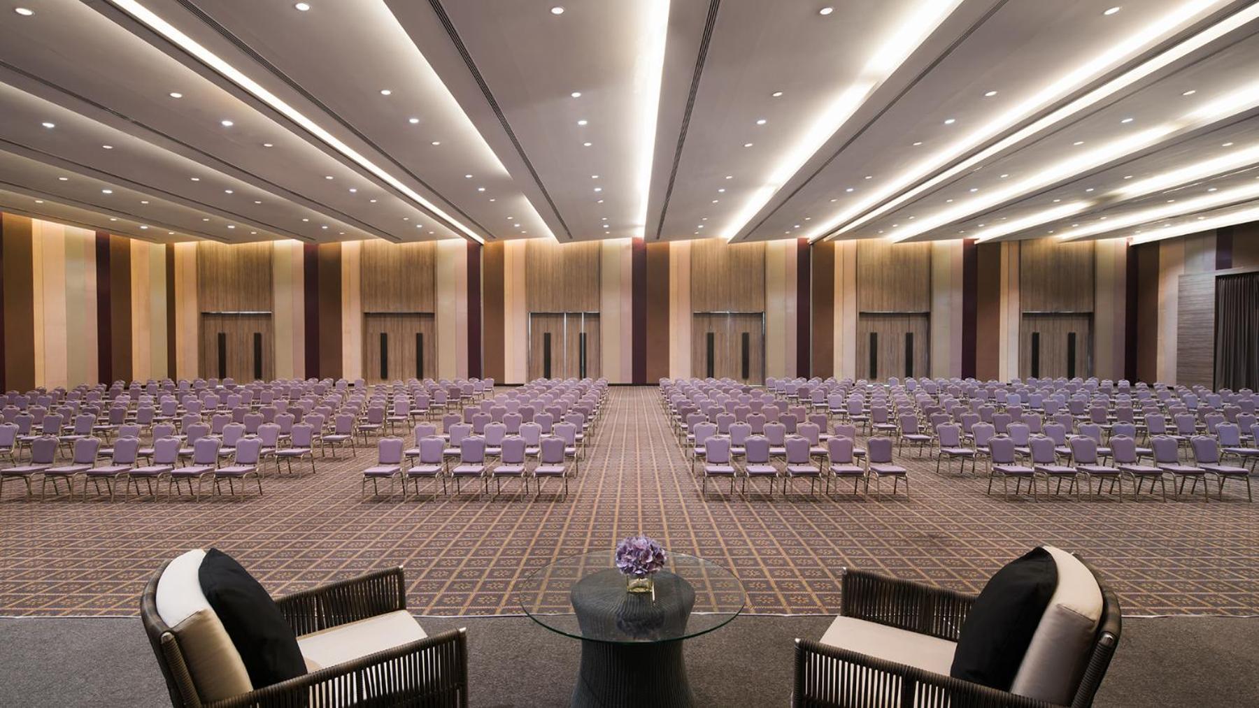 Avani Khon Kaen Hotel & Convention Centre Екстер'єр фото