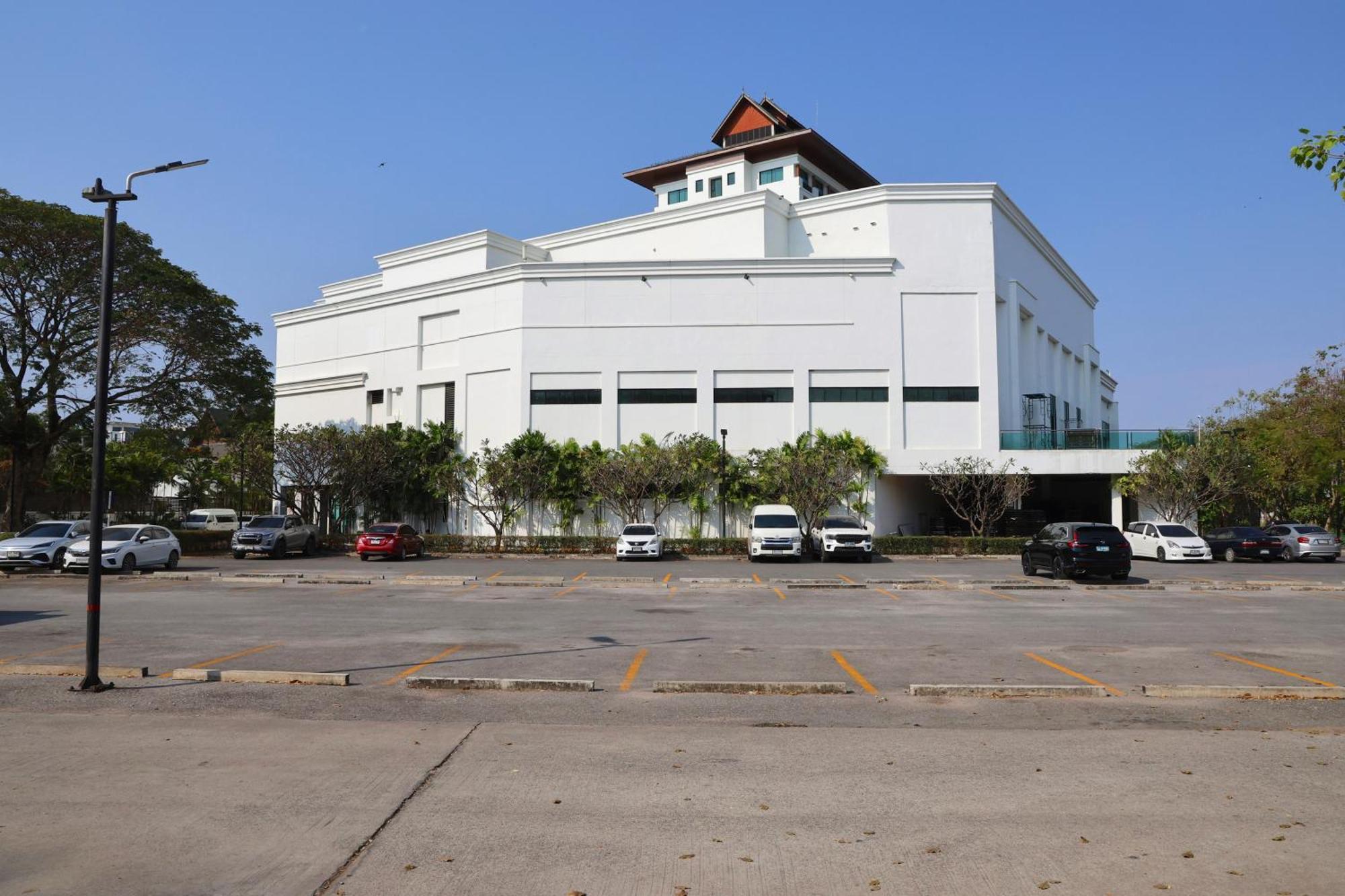 Avani Khon Kaen Hotel & Convention Centre Екстер'єр фото